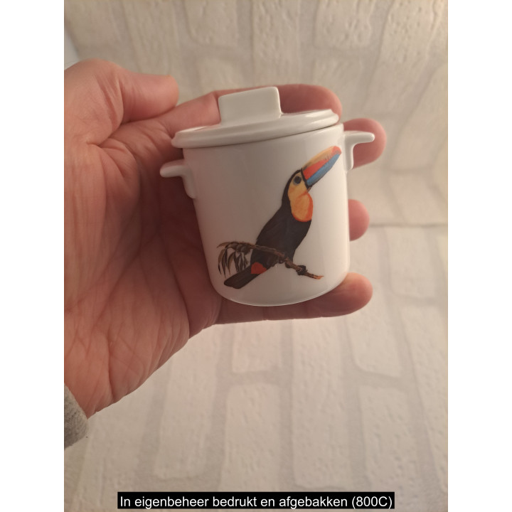 Suikerpotje van porselein met een Toekan vogel B7xH8cm
