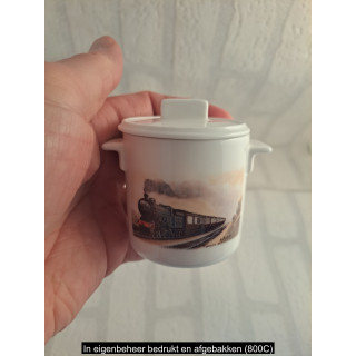 Suikerpotje met LNER stoomtrein, porselein D7xH8cm