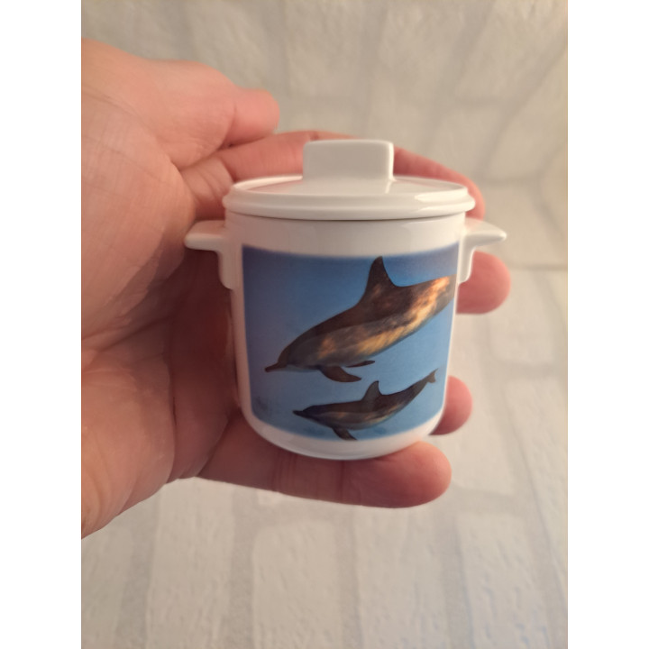 Suikerpotje van porselein met zwemmende dolfijnen B7xH8cm - handgemaakt