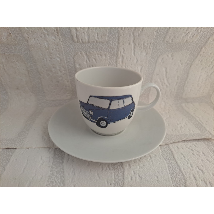 Kop en schotel van porselein met blauwe Mini Cooper tekening - handgemaakt