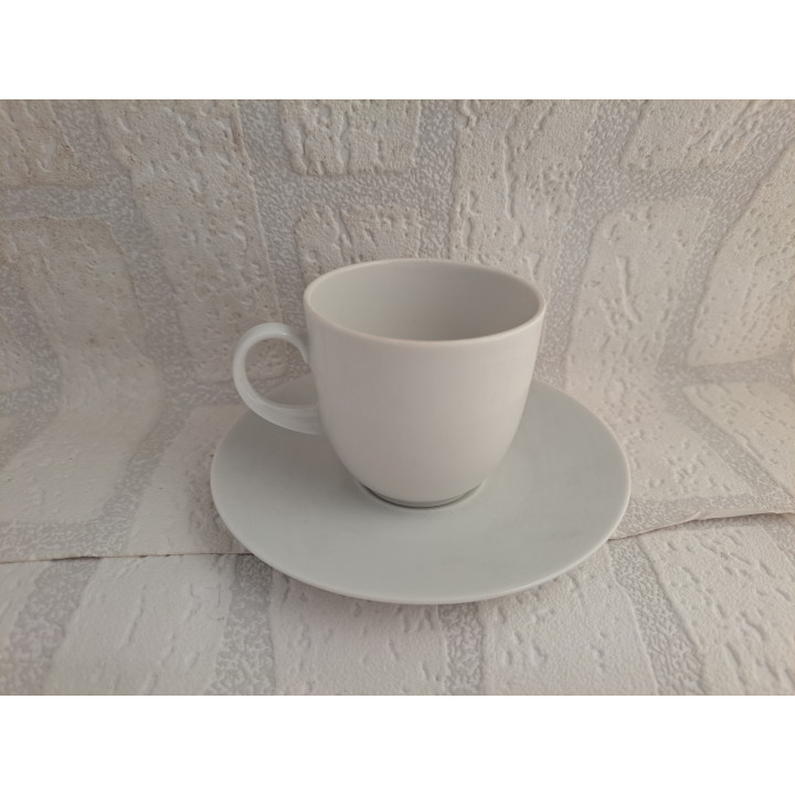 Kop en schotel van porselein met blauwe Mini Cooper tekening - handgemaakt