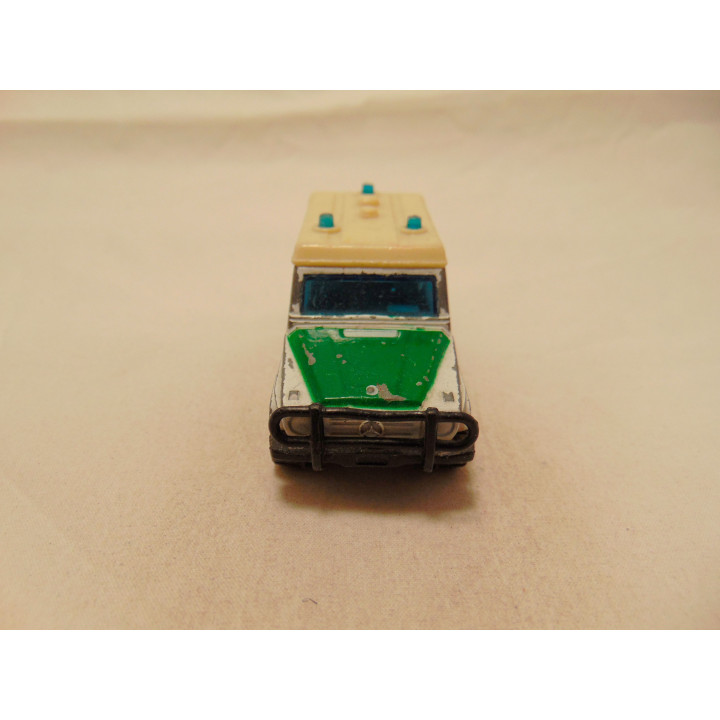 Mercedes 280GE politie Polizei Matchbox wit-groen