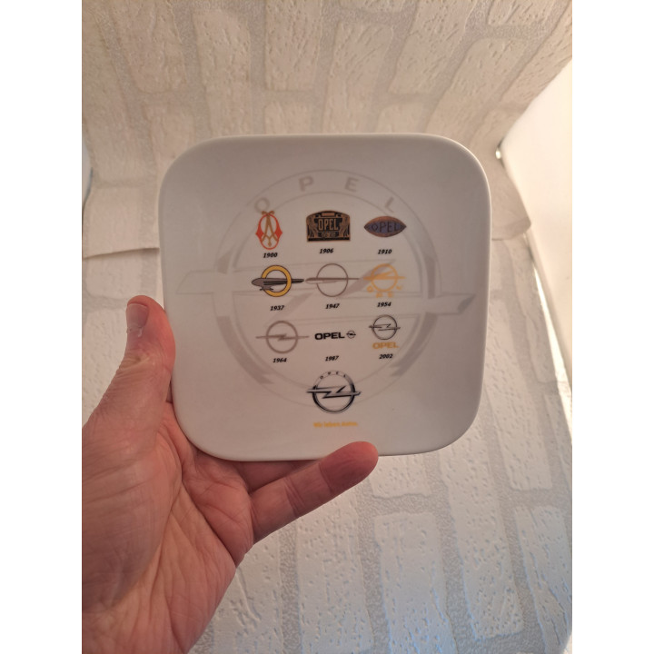 Ontbijtbord met historische Opel Logos, porslein 15x15x15cm - handgemaakt