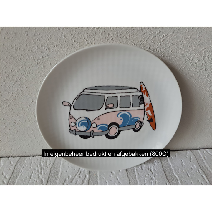 Ontbijtbord Volkswagen bus, surfplank, porselein D17x2cm ro