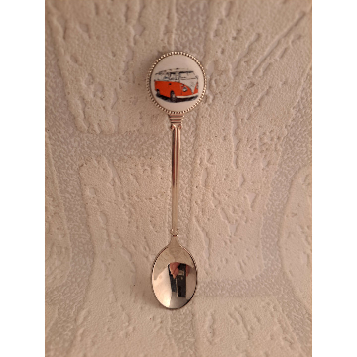 Theelepeltje met oranje Volkswagen bus, porselein en metaal - Verzamelobject