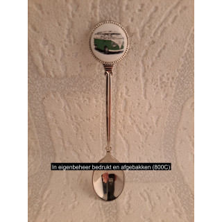 Theelepeltje met groene Volkswagen bus, porselein en metaal