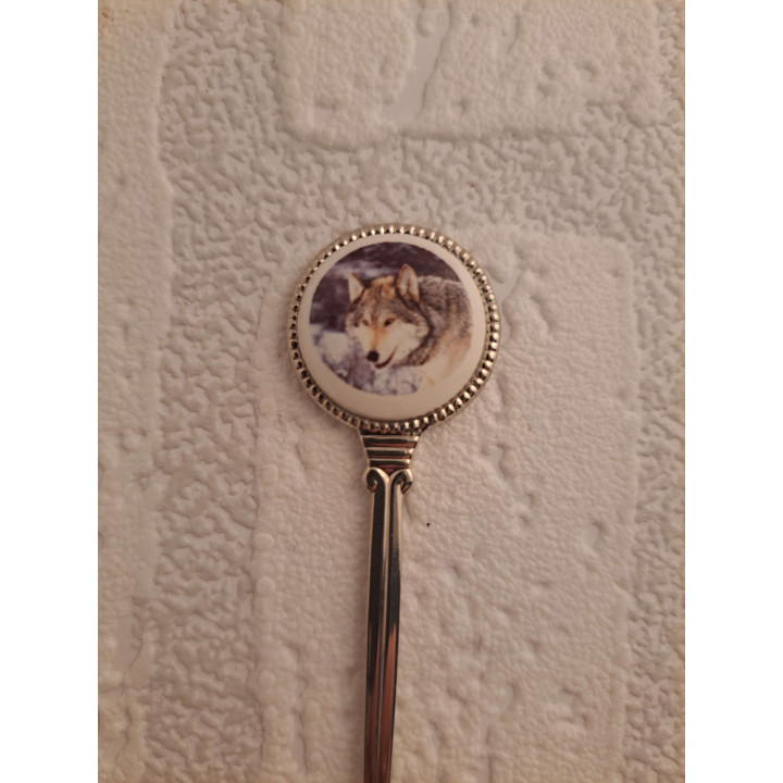 Metaal thee-koffie lepeltje langharige Teckel hond op het porselein rondje - Verzamelobject