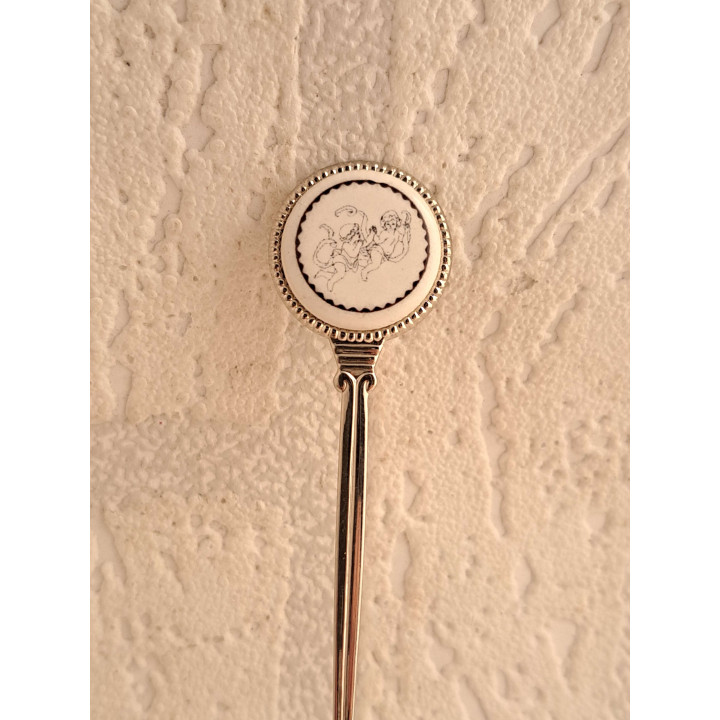 Metaal theelepeltje sterrenbeeld tweelingen op porselein rondje - Verzamelobject