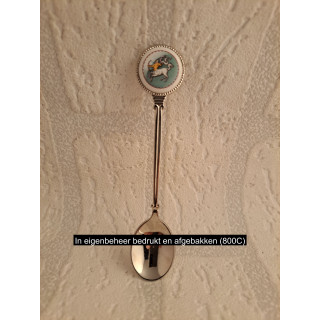 Metaal theelepeltje sterrenbeeld boogschutter in kleur op porselein rondje