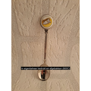 Metaal theelepeltje sterrenbeeld maagd in kleur op porselein rondje