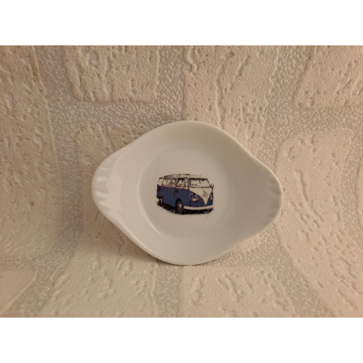 Amuseschaaltje met blauwe Volkswagen bus, porselein 9x7x2cm - handgemaakt