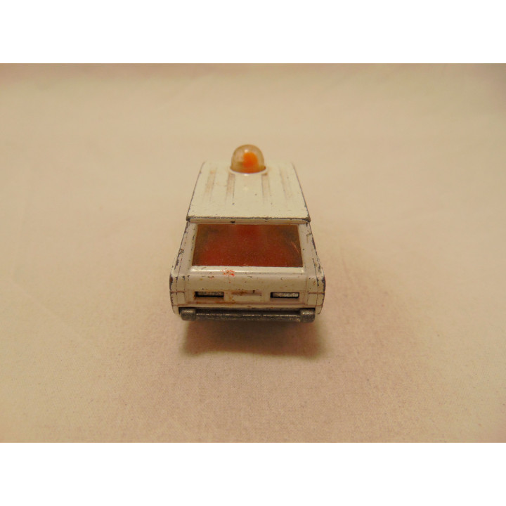 Range Rover 1975 politie Matchbox wit