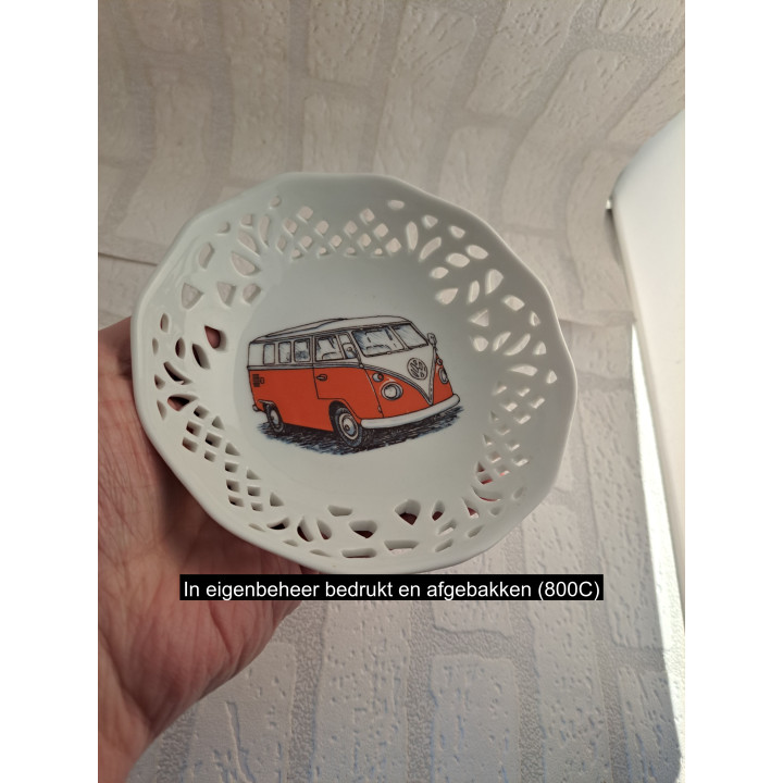 Schaaltje van porselein met Volkswagen type 1 combi bus tekening