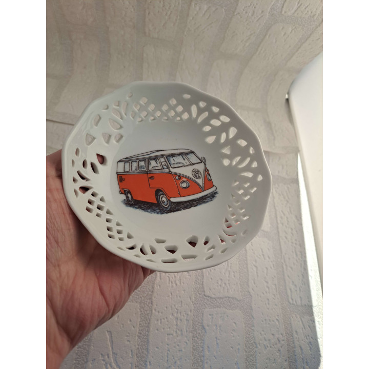 Schaaltje van porselein met Volkswagen type 1 combi bus tekening - handgemaakt