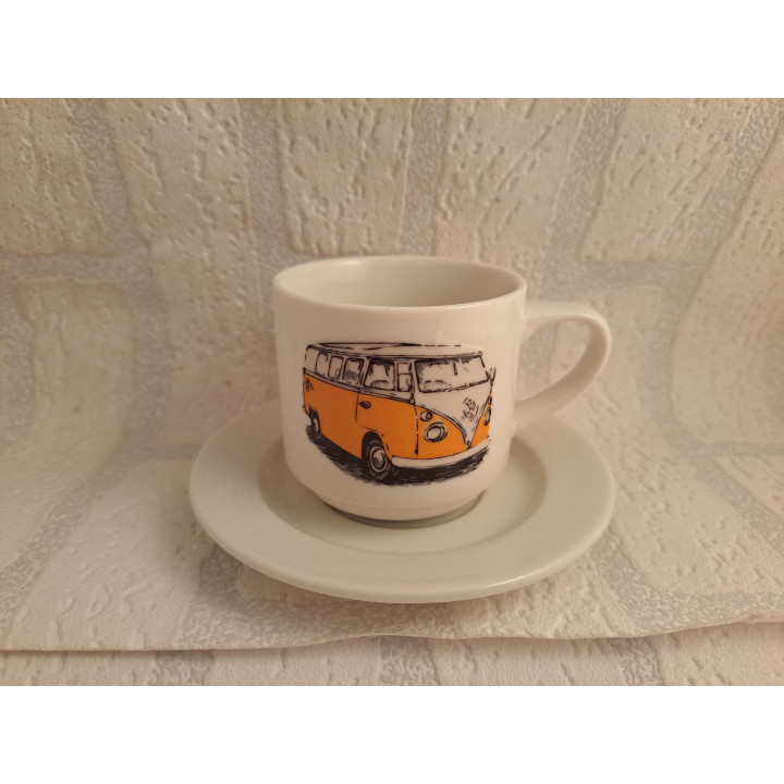 Kop en schotel met oranje Volkswagen bus, porselein D7xH7cm - handgemaakt