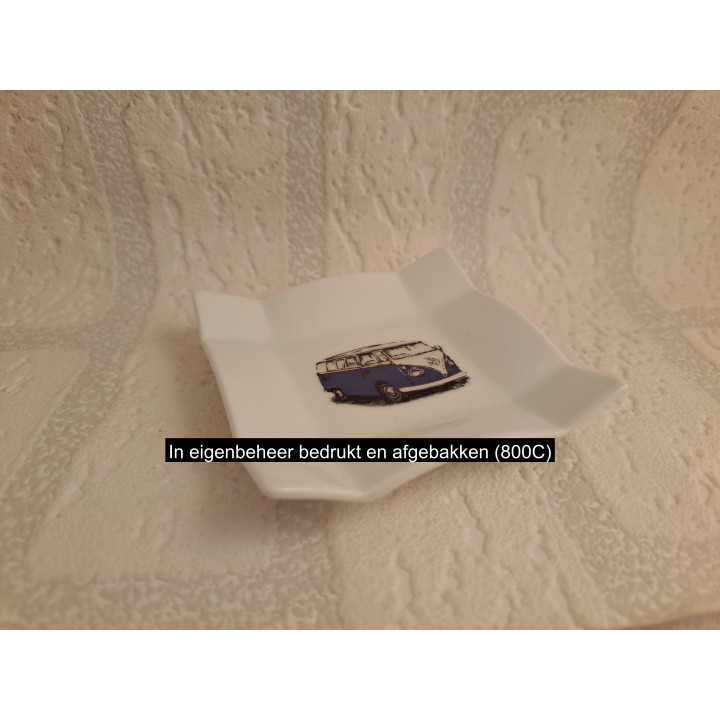 Amuse schaaltje met blauwe Volkswagen bus 8x8x1.5cm