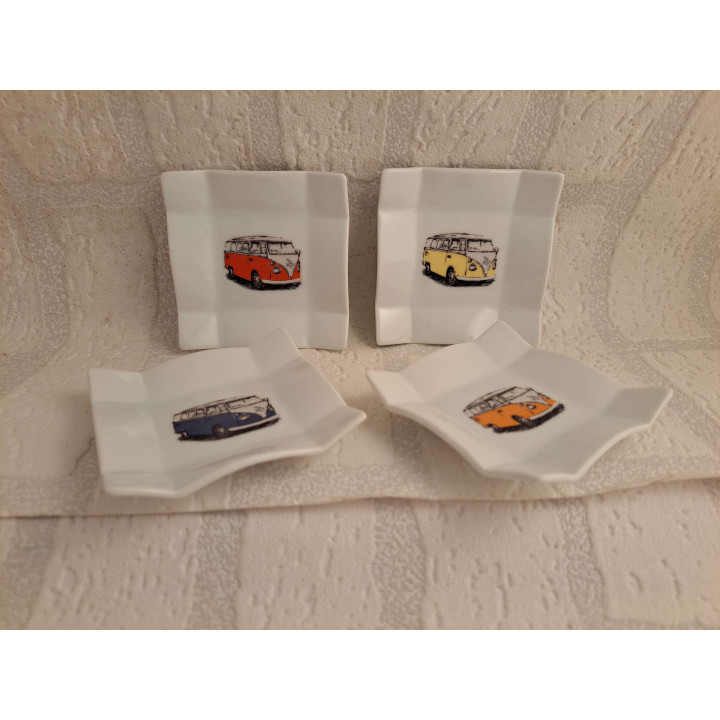 Schaaltjes met kleuren Volkswagen bus, porselein 8x8x1.5cm - handgemaakt