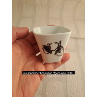 Bloempotje met Solex bromfiets, porselein 6x6x6cm