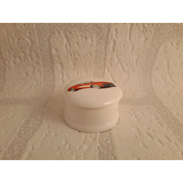 Pillendoosje Chevrolet Corvette C1, porselein D4.5xH2.5cm - handgemaakt