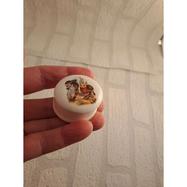 Pillendoosje van porselein met ezel tekening D4.5xH2.5cm - handgemaakt