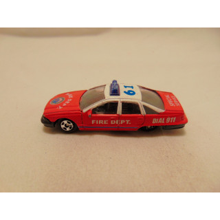 Chevrolet Caprice Brandweer Fire Dept 1:64 Welly rood