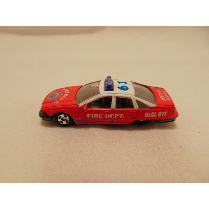 Chevrolet Caprice Brandweer Fire Dept 1:64 Welly rood
