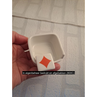 Asbak met speelkaart symbool Ruiten, porselein 7x8.5x4cm