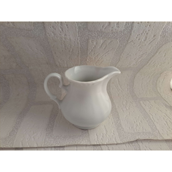 Melkkan van porselein met speelkaarten harten Boer Koning Vrouw en Aas - handgemaakt