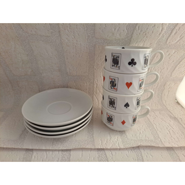 Kop en schotel set met speelkaarten, porselein D11.5x4.5cm - handgemaakt