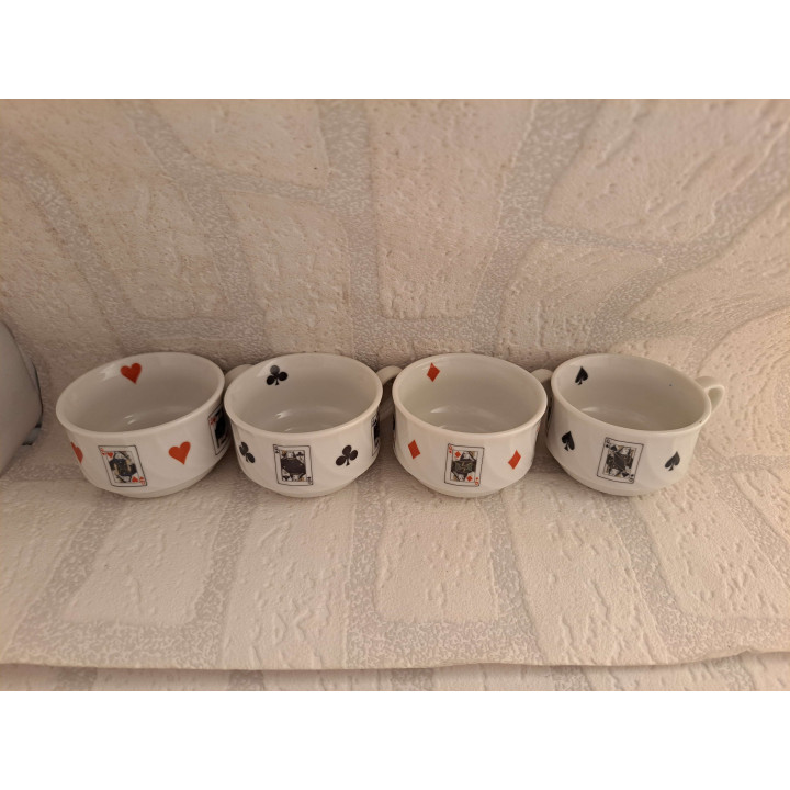 Kop en schotel set met speelkaarten, porselein D11.5x4.5cm - handgemaakt