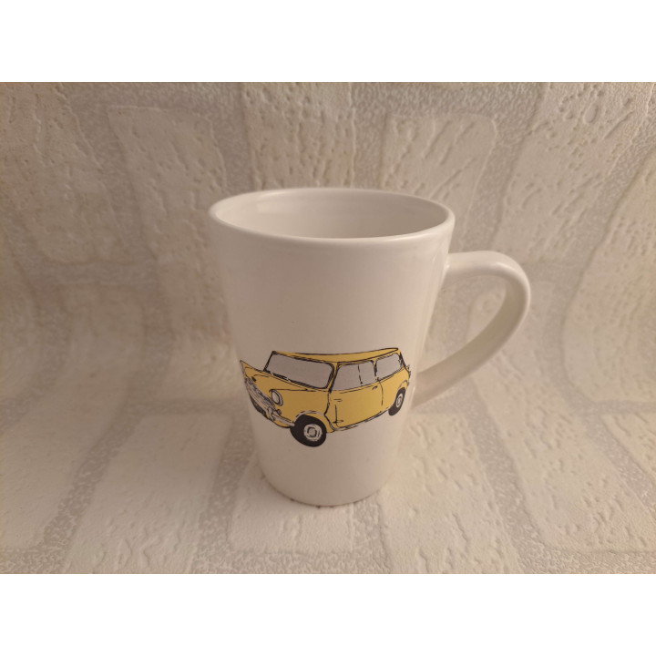 Aardewerk mok beker met gele Mini Cooper tekening - handgemaakt