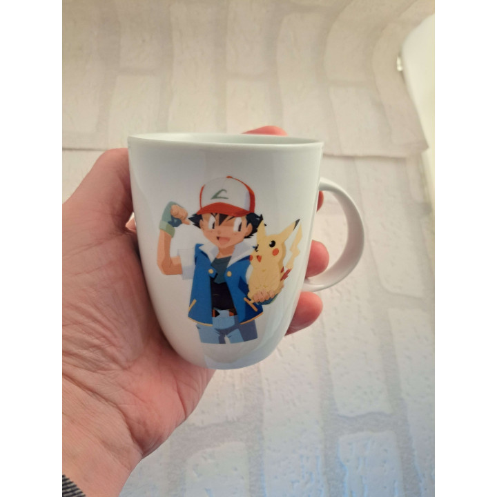 Porselein koffie melk beker met Ash Ketchum uit Pokemon tekening - handgemaakt
