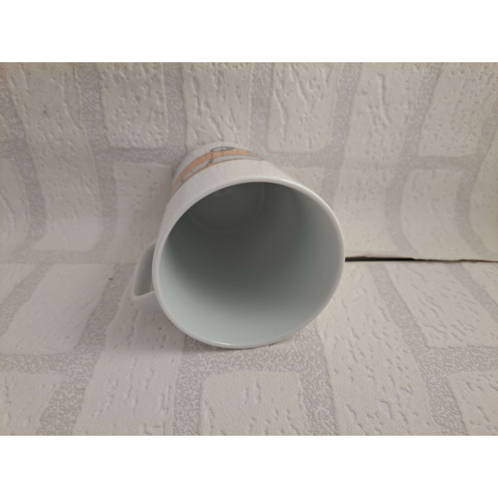 Porselein mok beker met lichtbruine kleur Mini Cooper tekening - handgemaakt