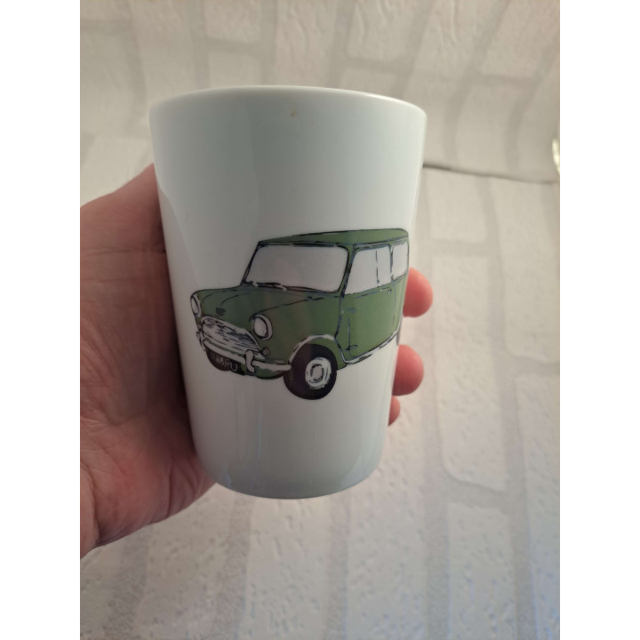 Porselein mok beker met groene kleur Mini Cooper tekening - handgemaakt