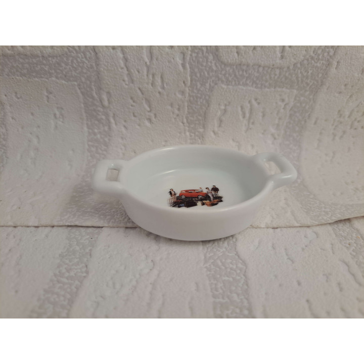 Amuseschaaltje van porselein met een Fiat 500 Giardiniera tekening - handgemaakt