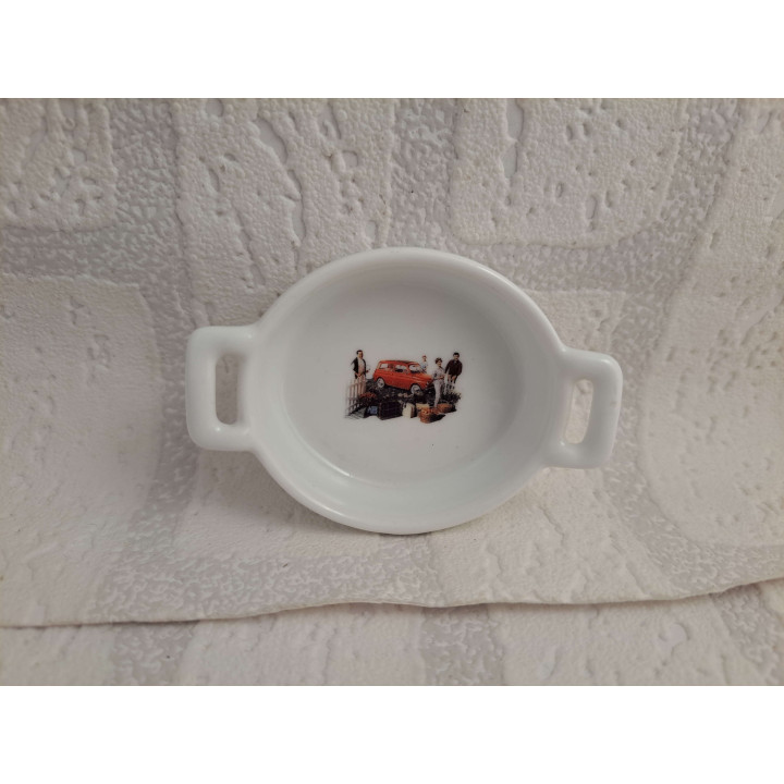 Amuseschaaltje van porselein met een Fiat 500 Giardiniera tekening - handgemaakt