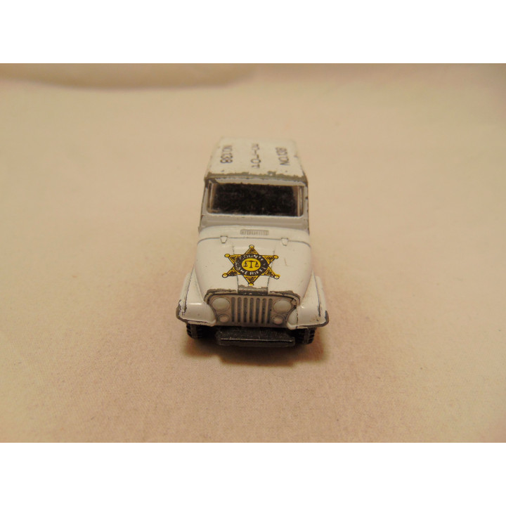 Jeep CJ7 Renegade SUV 1977 Politie 1:64 wit