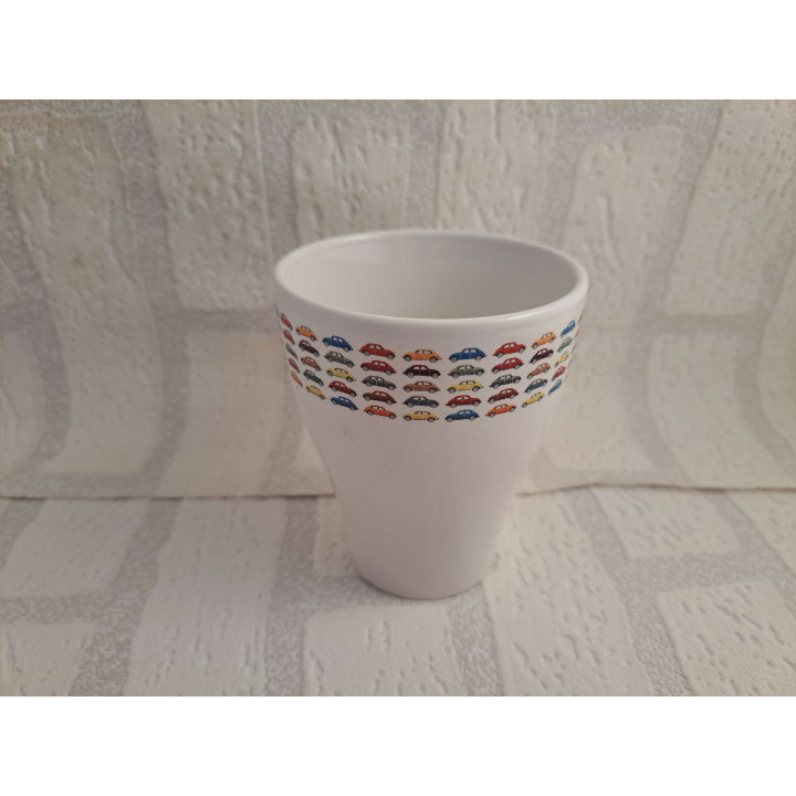 Beker met verschillende kleuren tekening Volkswagen kevers rondom - handgemaakt