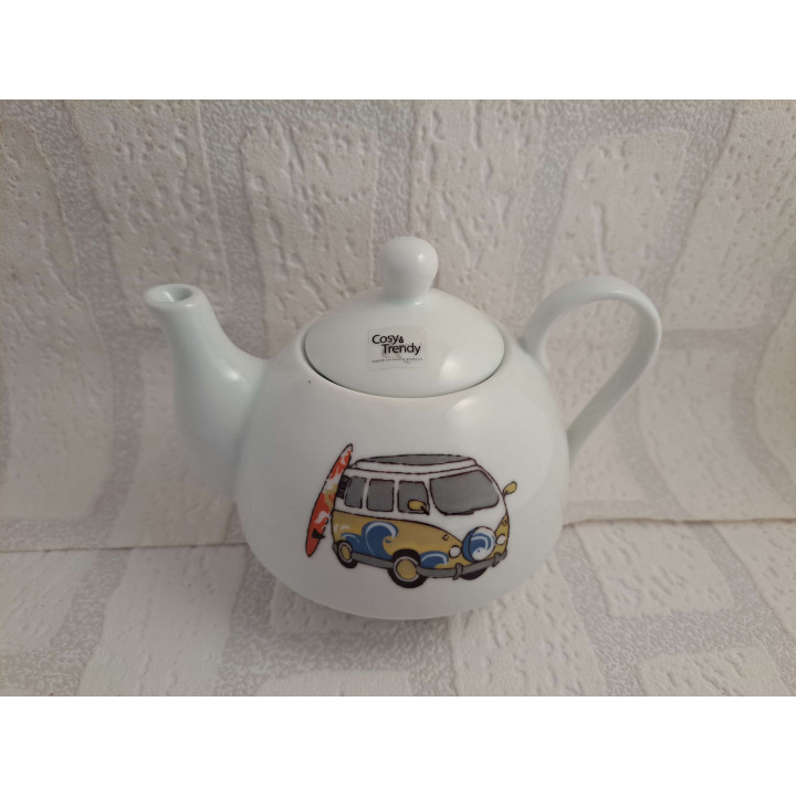 Theepot van porselein met theekop met Volkswagens bus - handgemaakt