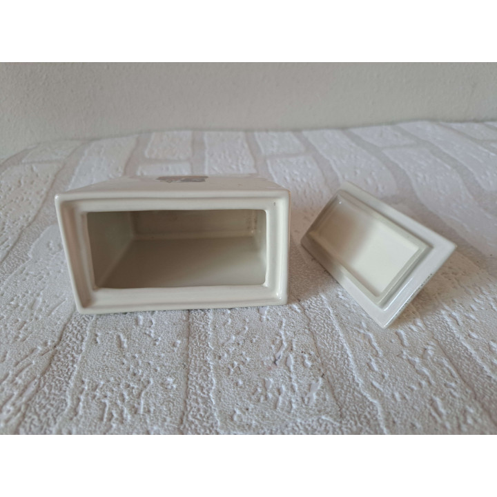 Set kop en schotels met suikerpot en melkkan van porselein met ezel tekening - handgemaakt