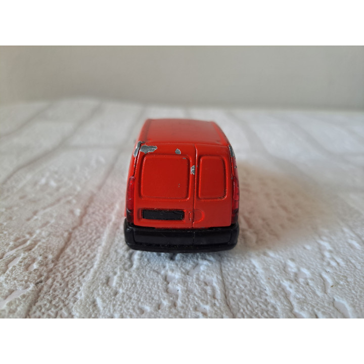 Renault Kangoo Post Van 1:43 Red Solido