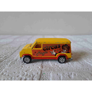 Ford E350 Fourgon Circus Magic Majorette 234 1:65