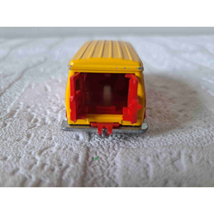 Ford E350 Fourgon Circus Magic Majorette 234 1:65 - modelauto