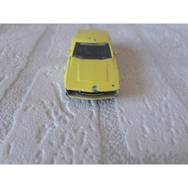 Toyota 4 Runner moto racing team 1:58 Majorette 276 creme - modelauto
