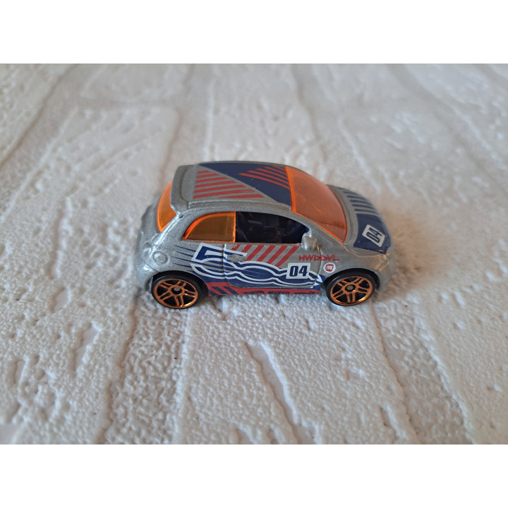 Fiat 500 Hot Wheels 2018 Daredevils 2 - modelauto