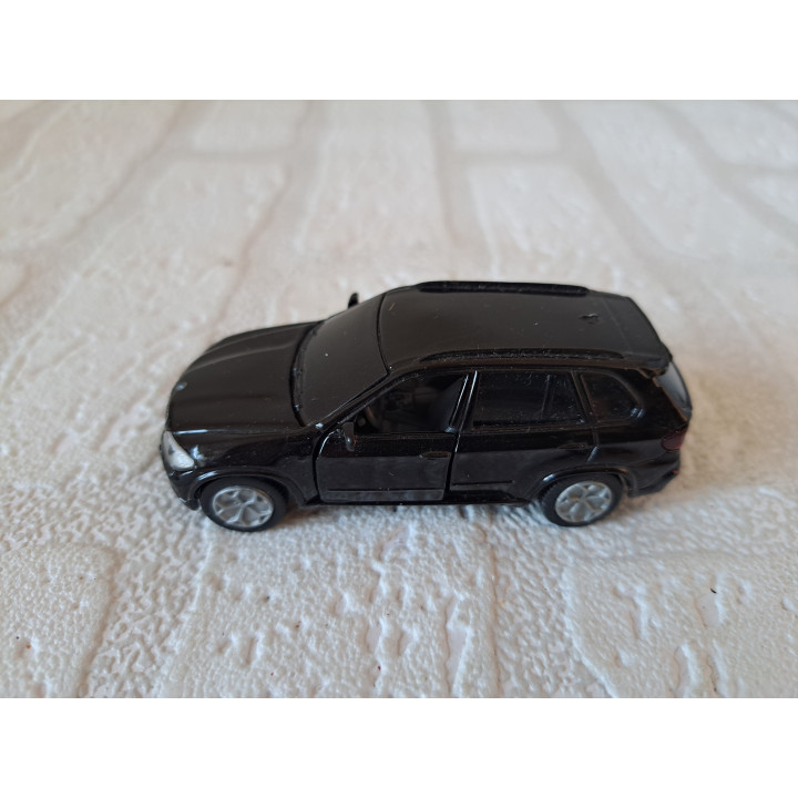 BMW X5 4.8i Siku Zwart