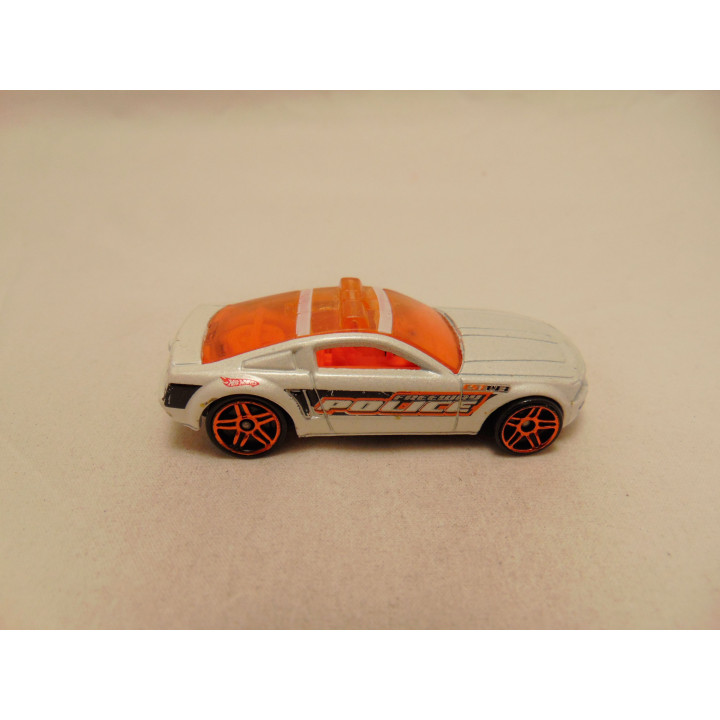 Ford Mustang GT concept police pursuit 5 pack Hot wheels 2010 - Verzamelmodelauto