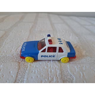 Ford Escort 1.6i Police 1:64 Maisto
