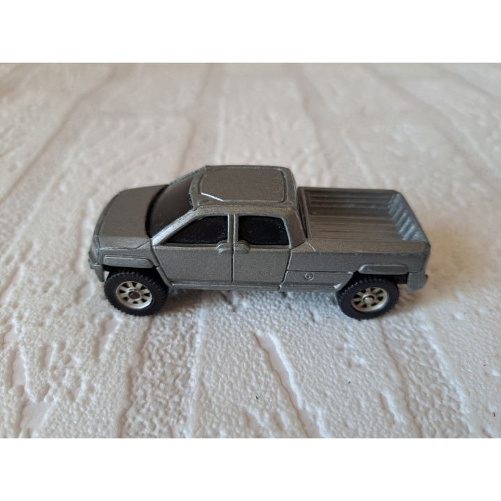 GMC Terradyne pickup 2000 1:64 Maisto