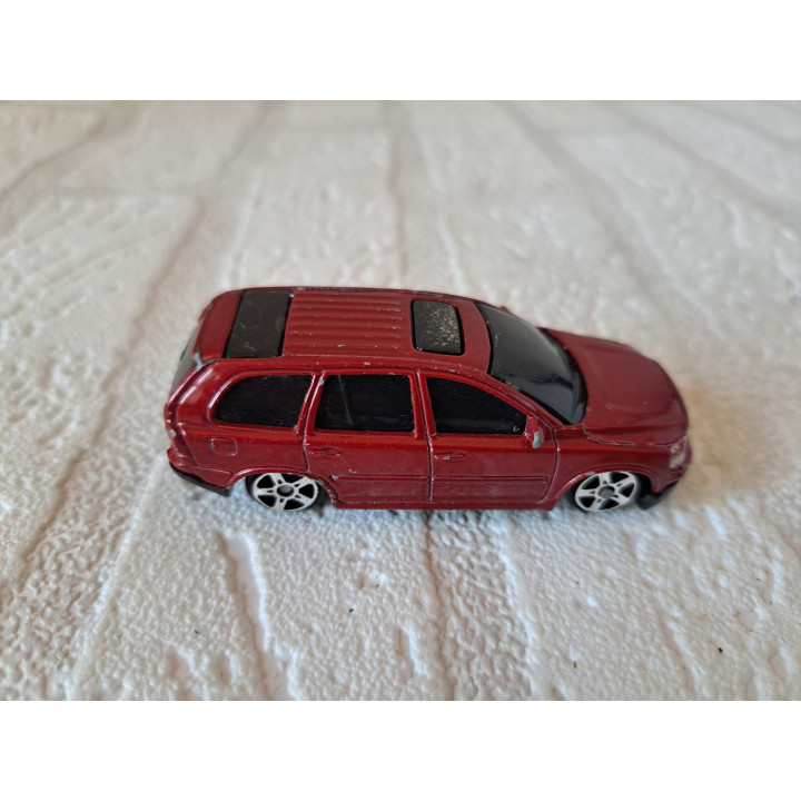 Volvo XC90 Maisto 1:64 roodbruin (2) - modelauto